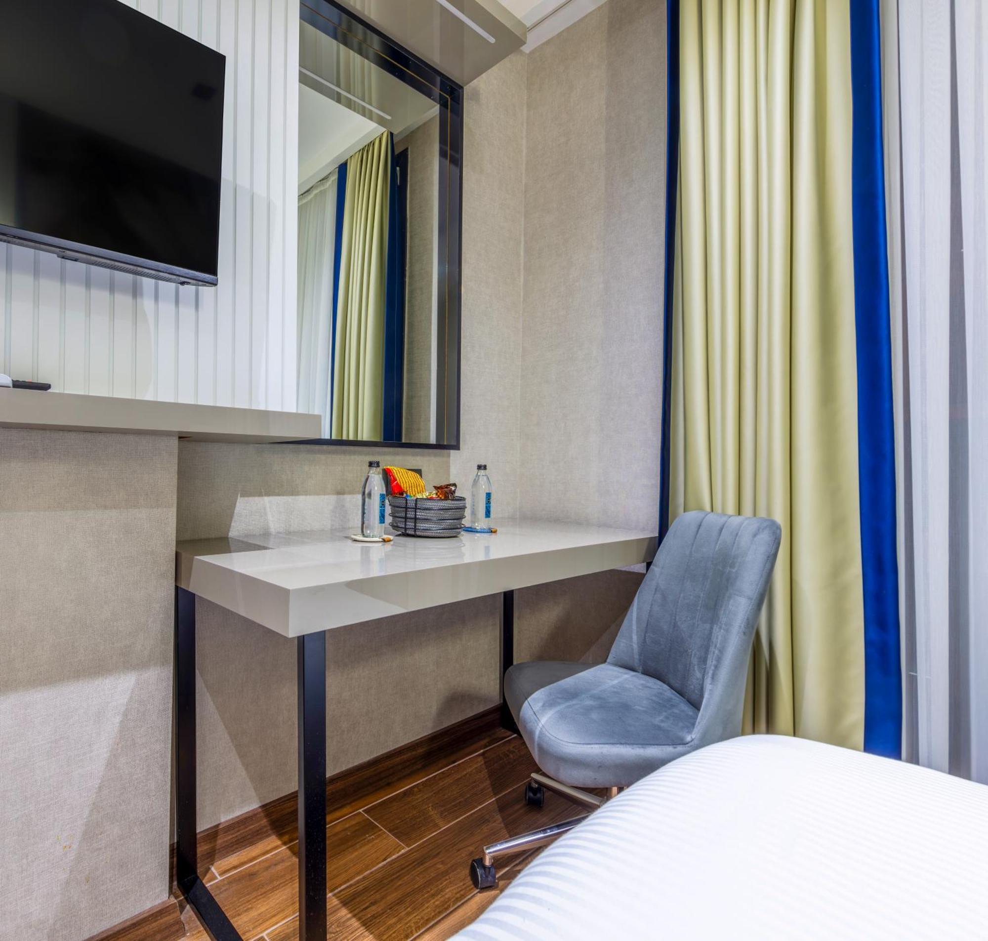 Dem Premium Hotel - Round Trip Airport Service - Istanbul International Airport Arnavutkoy Экстерьер фото