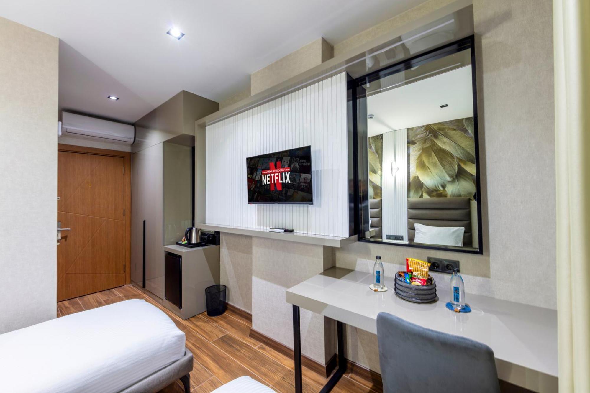 Dem Premium Hotel - Round Trip Airport Service - Istanbul International Airport Arnavutkoy Экстерьер фото