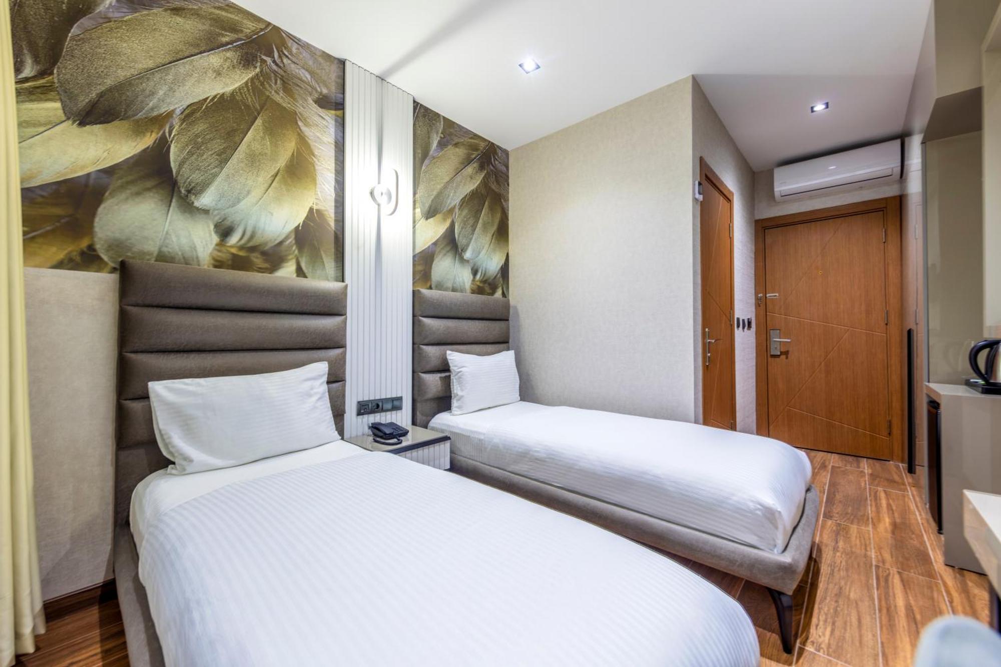 Dem Premium Hotel - Round Trip Airport Service - Istanbul International Airport Arnavutkoy Экстерьер фото